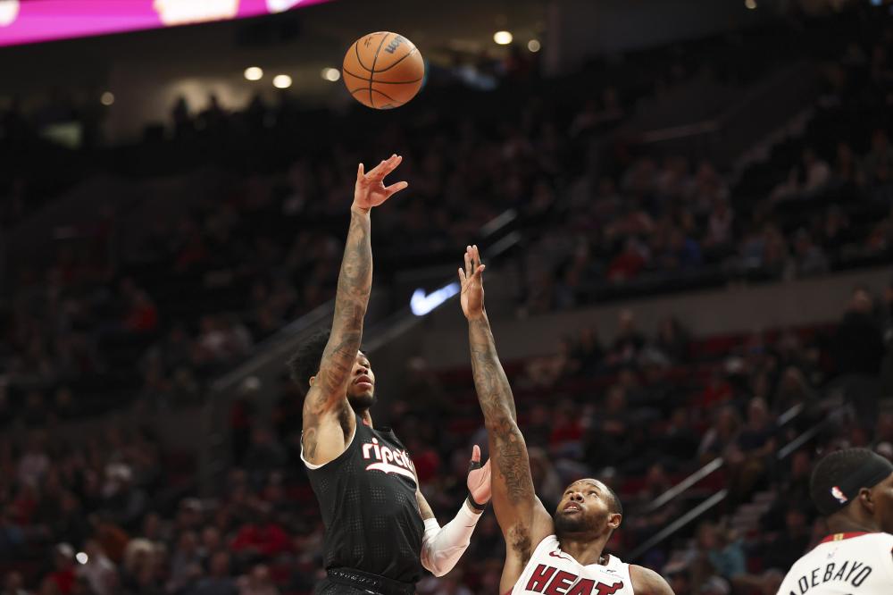 穿插跑动和 穿插跑动和