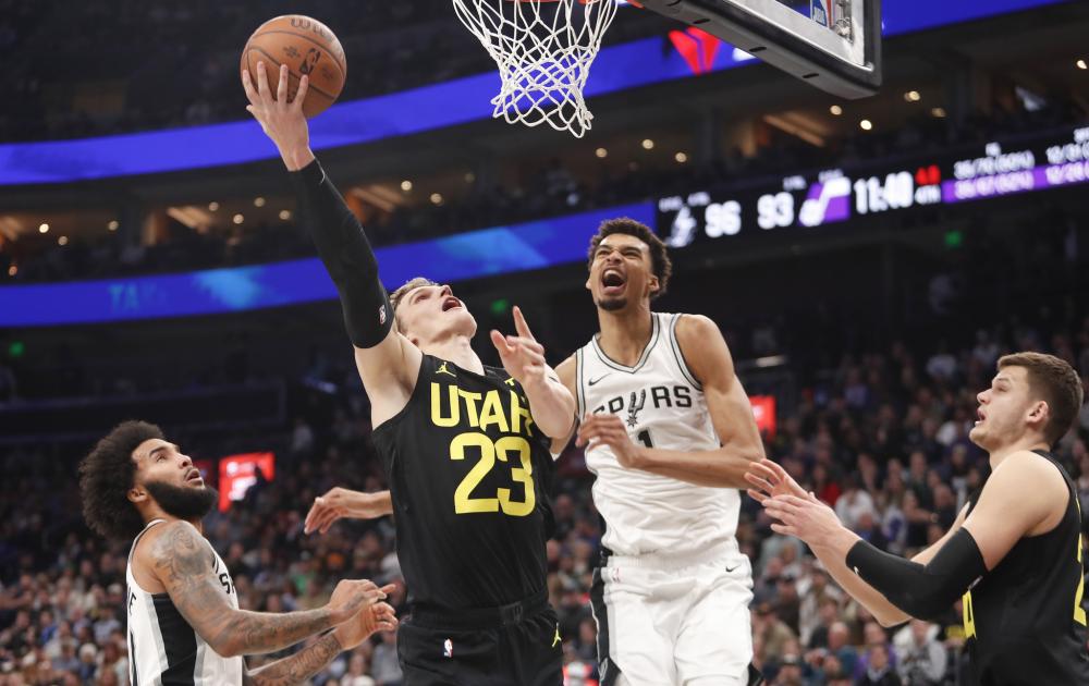 高昉洁在本 高昉洁在本