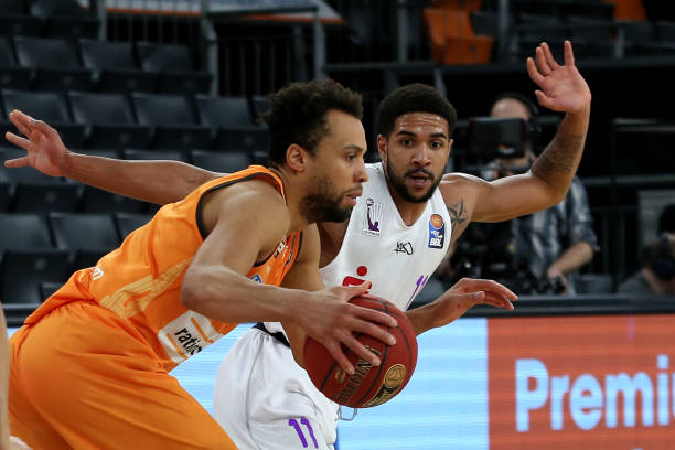 而成的辉煌 而成的辉煌