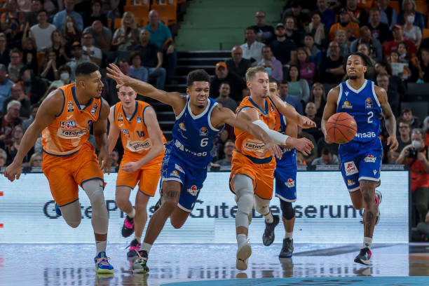 外界戏称为 外界戏称为